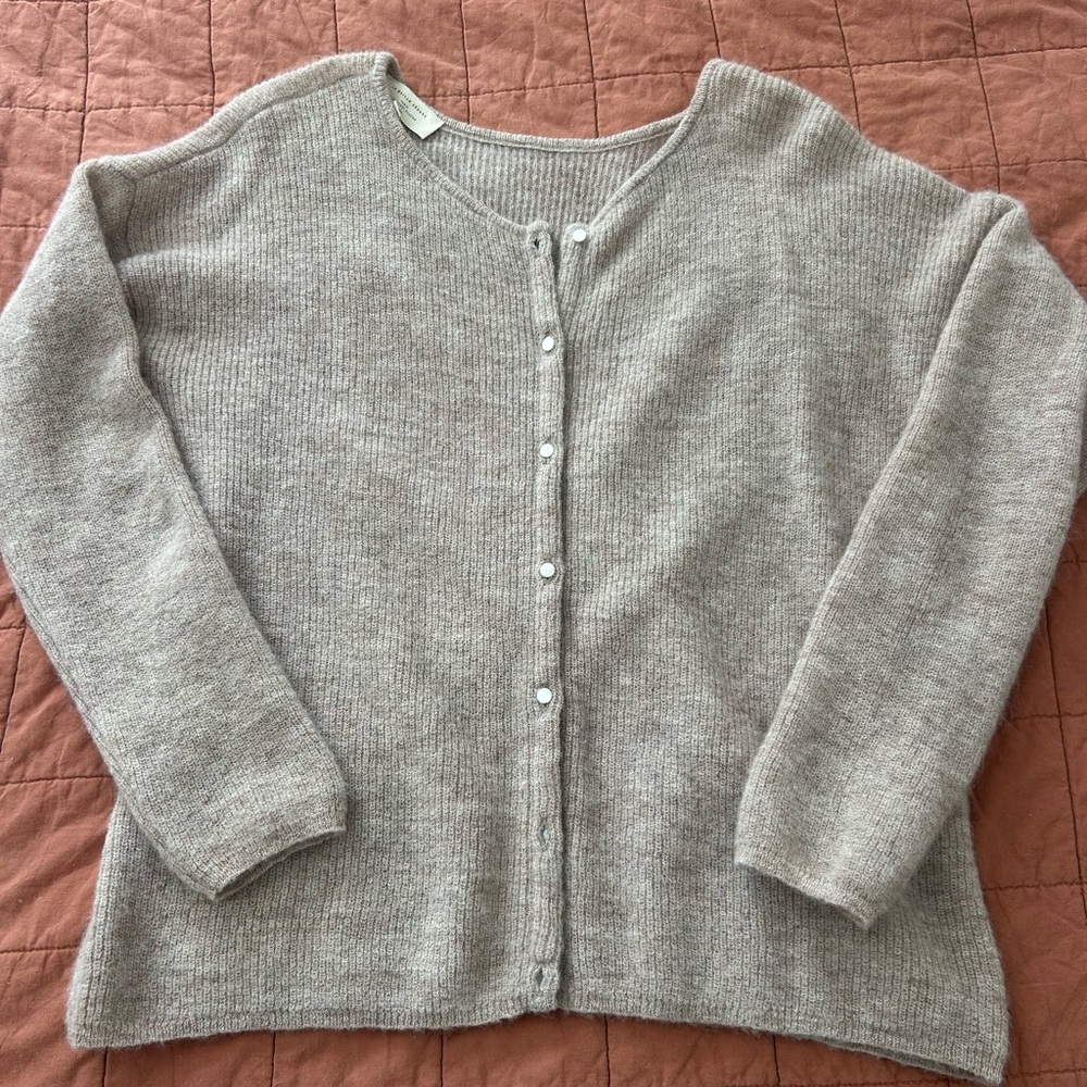 Sezane Gaspard Cardigan - Light Beige. Women’s Medium